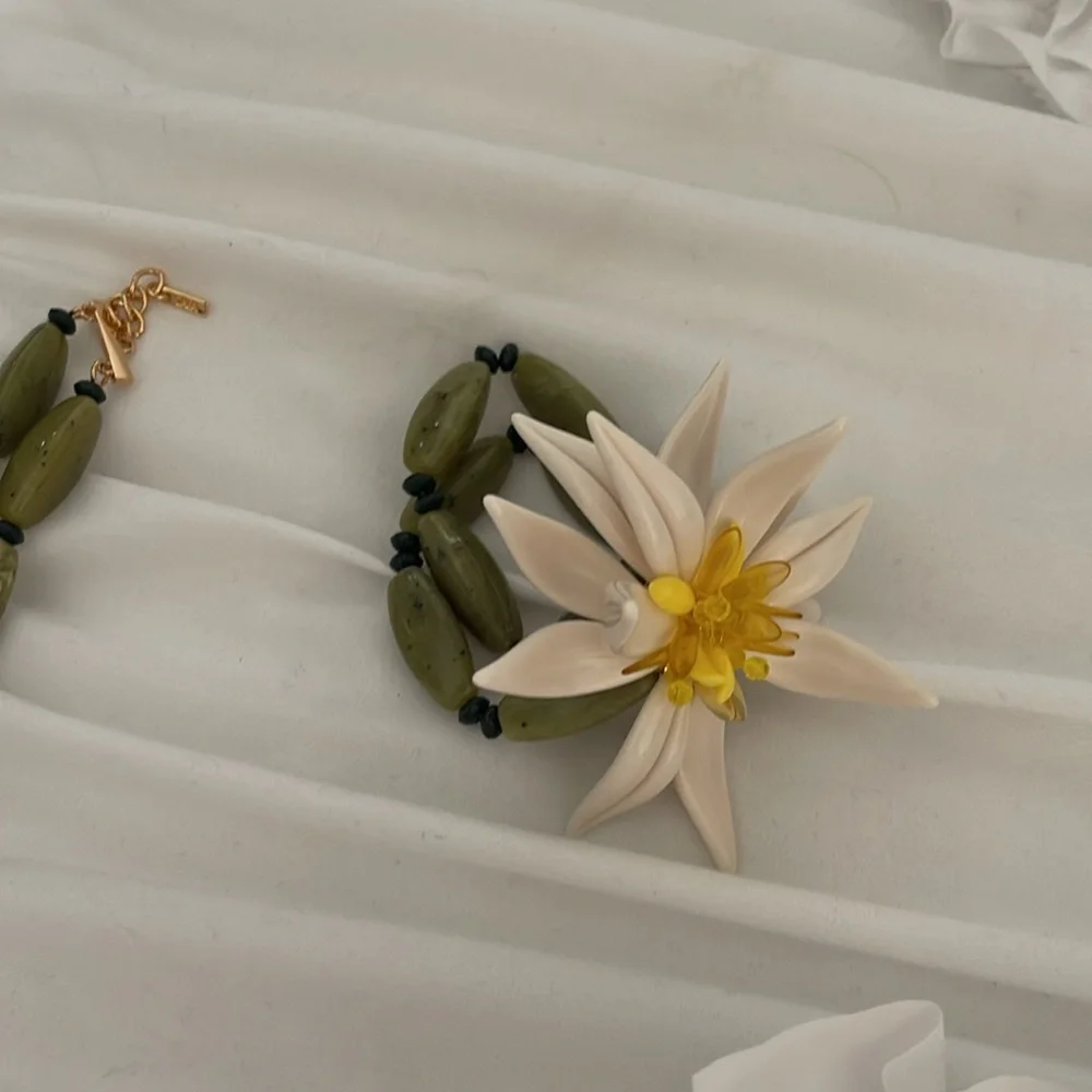 Zara flower bead choker necklace and bracelet - Picture 3 of 7